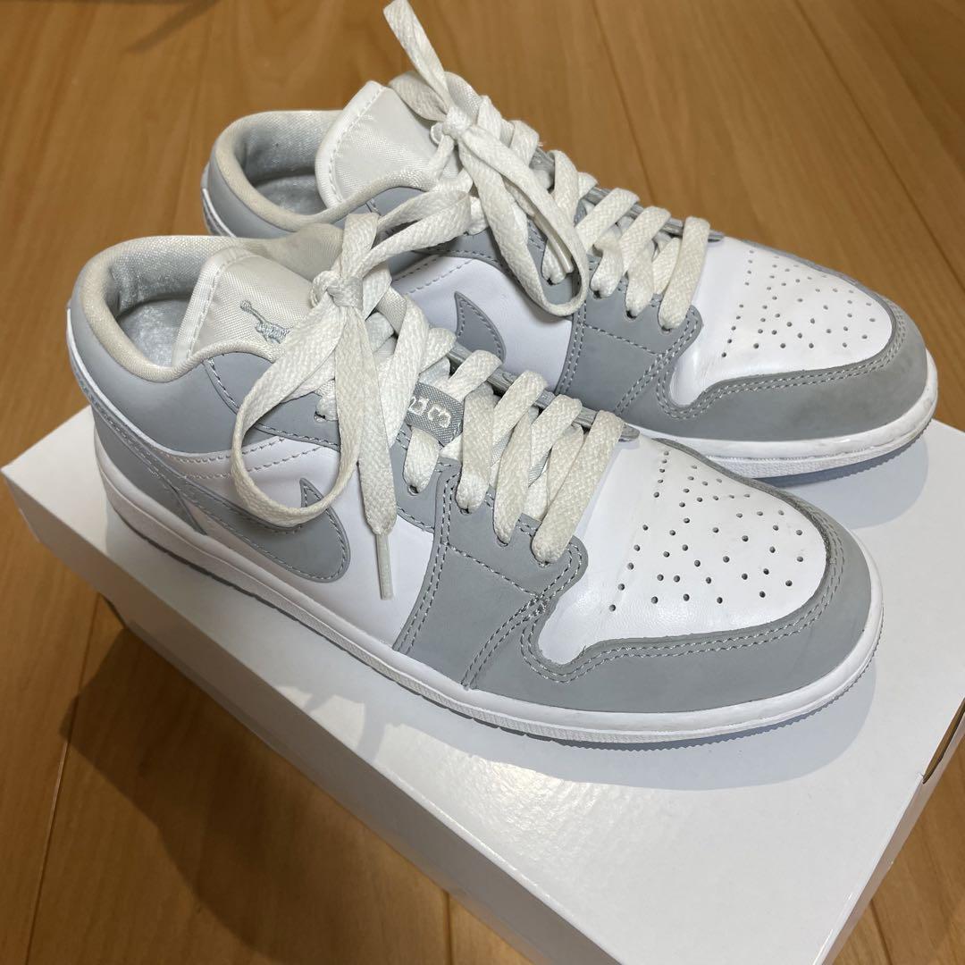 NIKE AIR JORDAN 1 wolf gray（ウルフグレー）