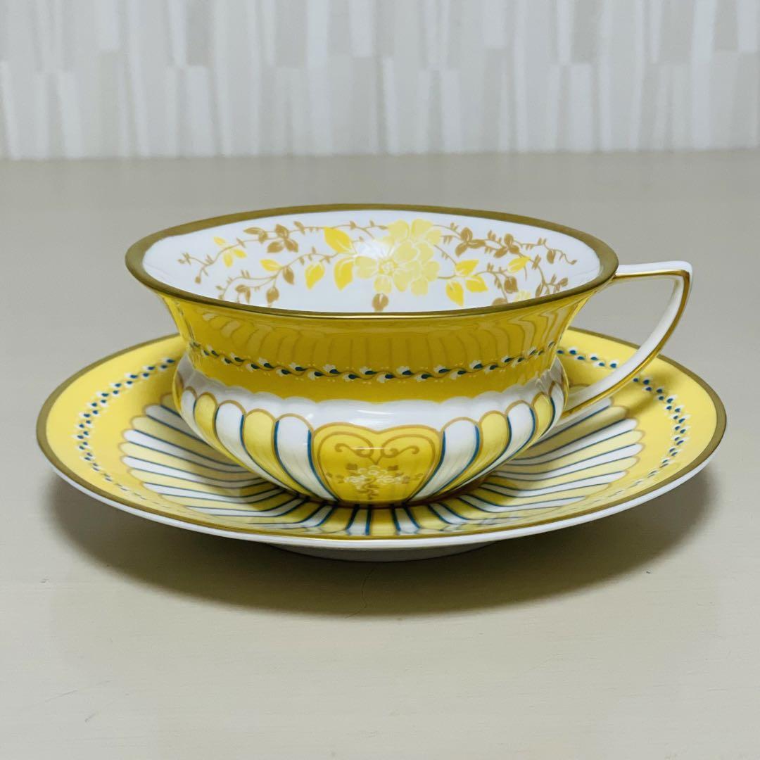 希少廃盤品 ウエッジウッド ハーレクイーン カップ&ソーサー イエローリボン 希少廃盤品 ウエッジウッド ハーレクイーン カップ&ソーサー