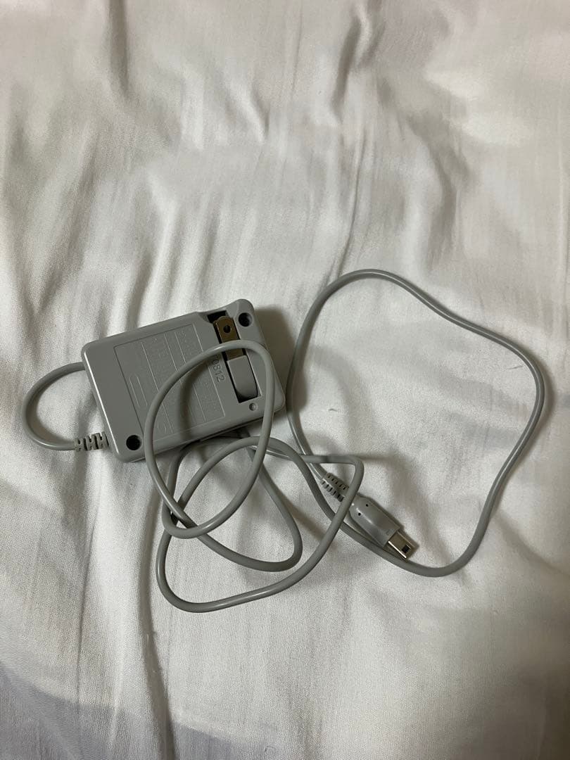 ホワイト|イエロー 本体と付属品任天堂