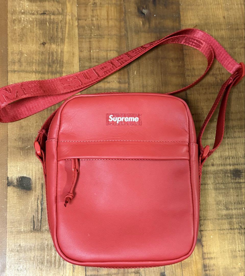 Supreme Leather Shoulder Bag (red)