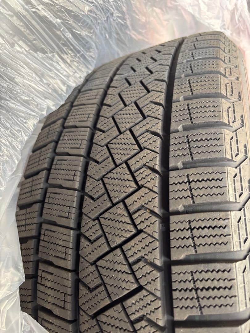 最新アイテム。 Pirelli スノータイヤ 製 ボルボv60 スタッドレスタイヤPIRELLI 売れ筋