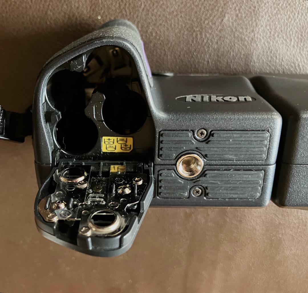 ニコン Nikon COOLPIX 990 デジタルカメラ 特製フード付