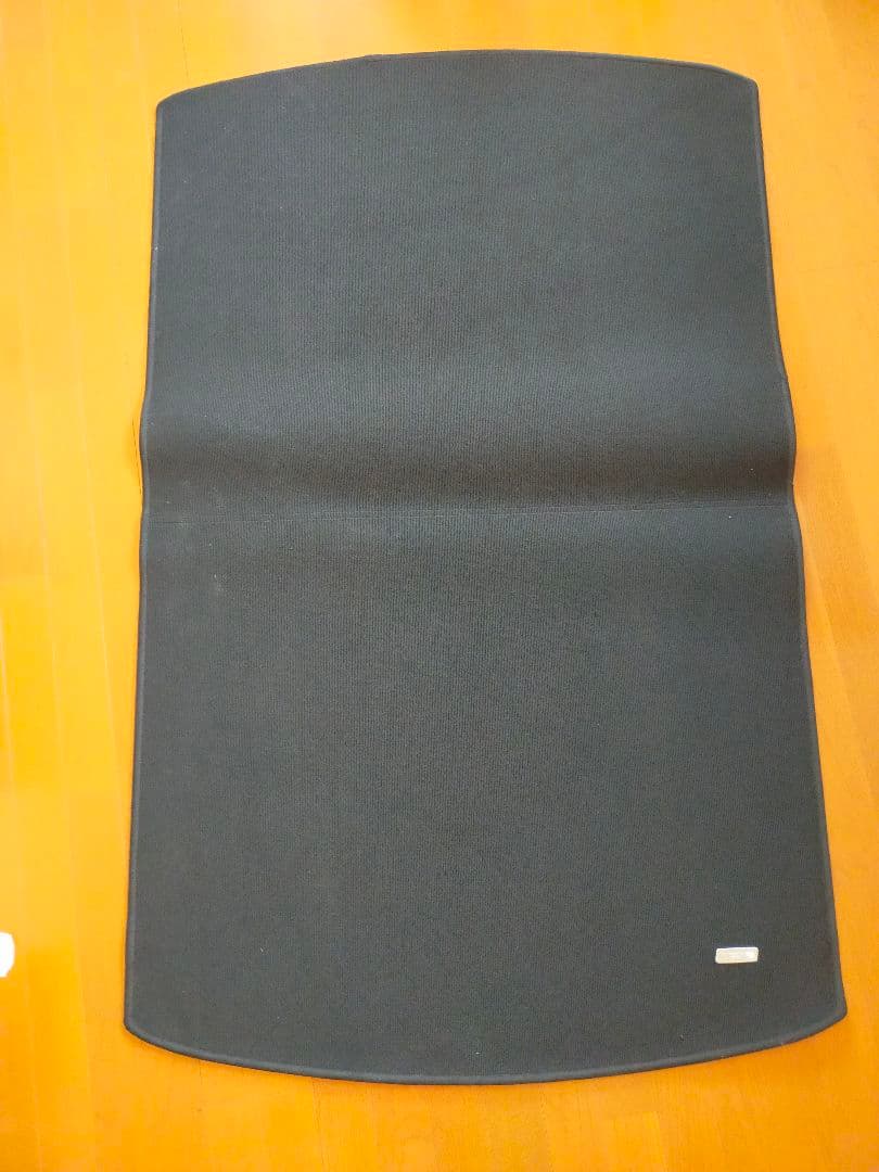 VOLVO 純正 V40 ラゲッジマット