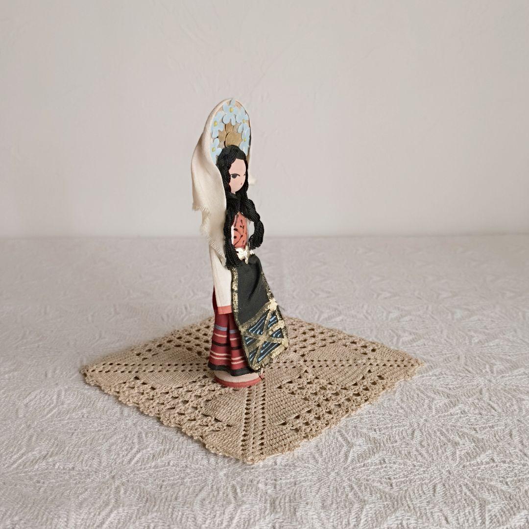 vintage doll ୨୧ 民族衣装の 女の子 * アンティーク雑貨