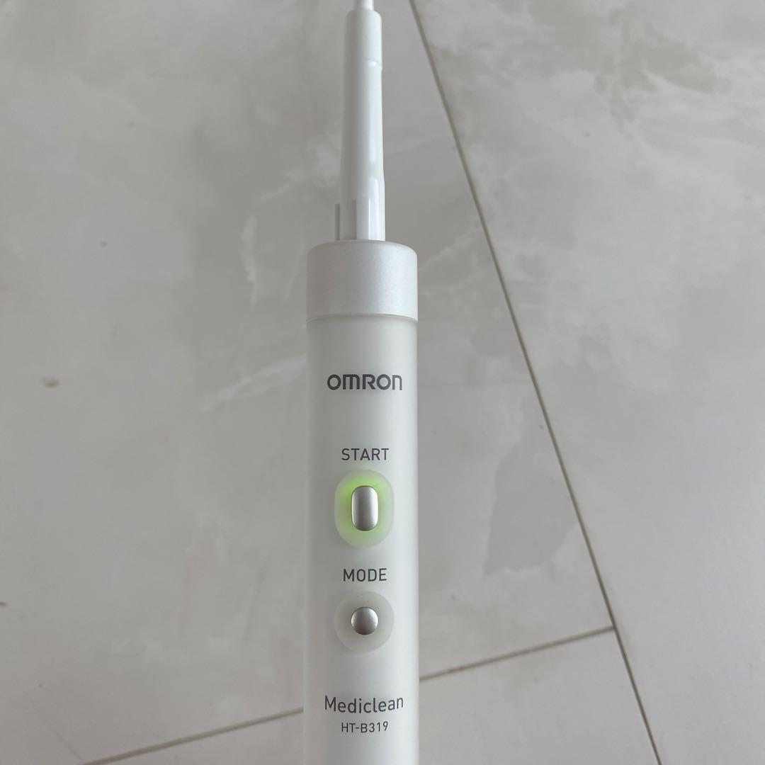 き*の様 オムロン　音波式電動歯ブラシ　HT-B319-W OMRON 電動歯ブ