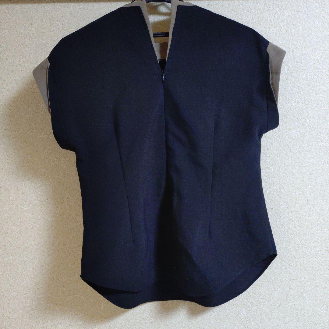deresデレス　17th　 breezy tops　Brynn 黒