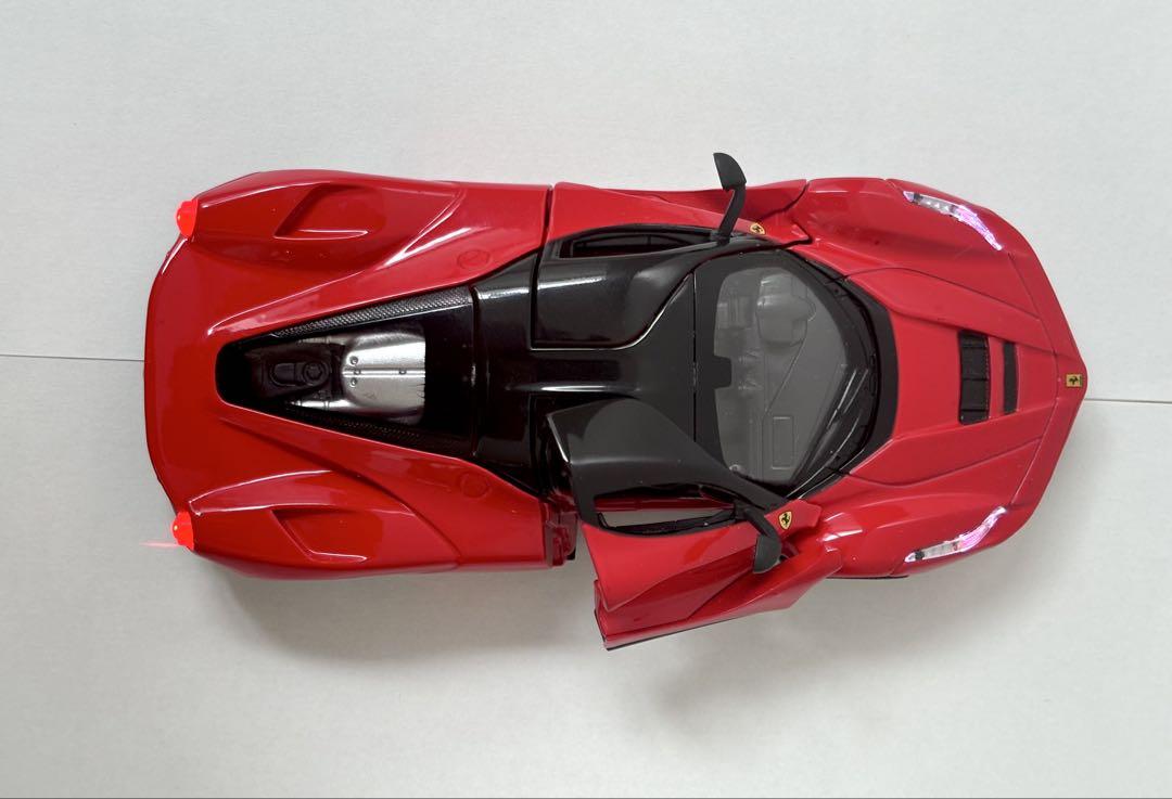 ブガッティ/フェラーリ ライト点滅 サウンド1/32 2台　ミニカー 車模型