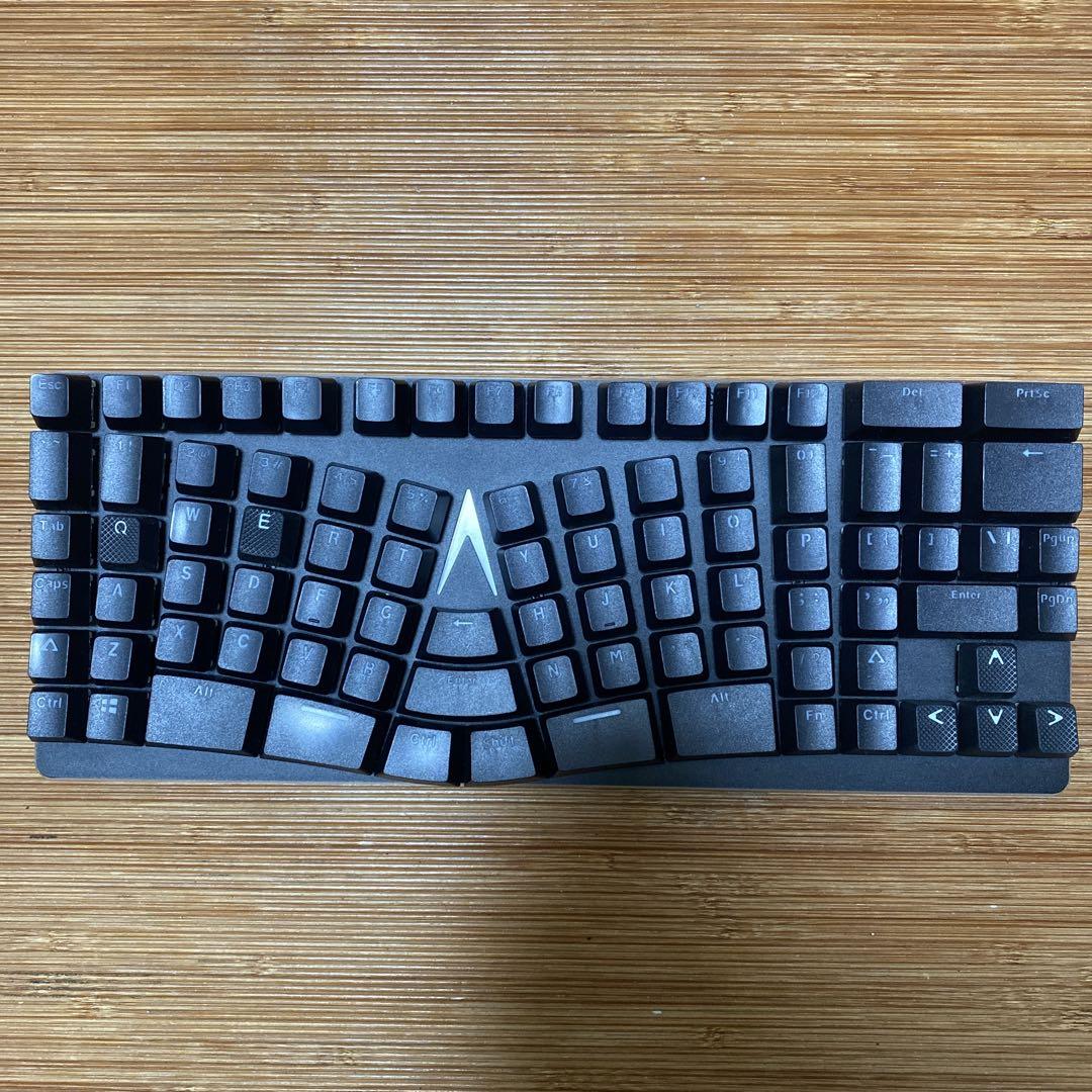X-Bows エルゴノミクス メカニカルキーボード