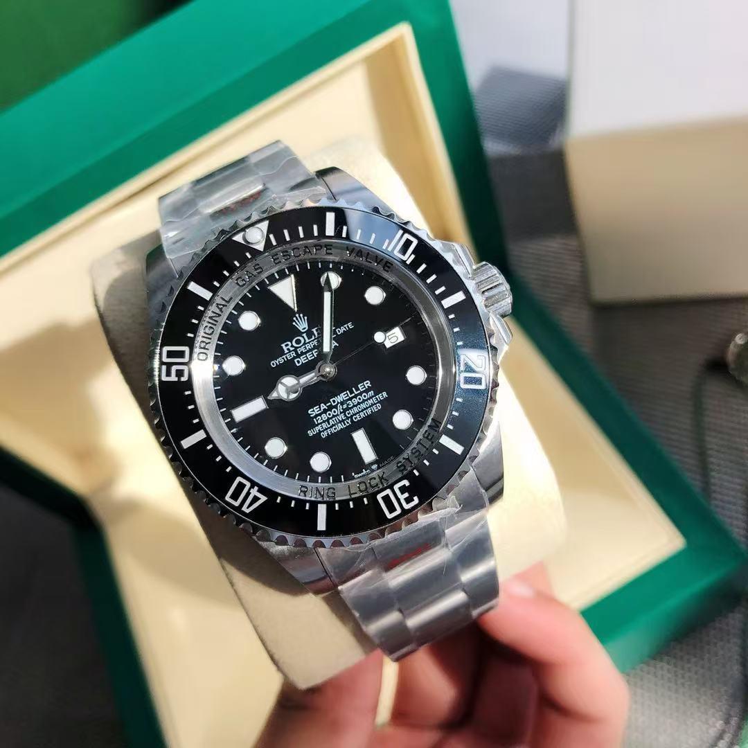 男用 ROLEX ロレックスの人気時計です8
