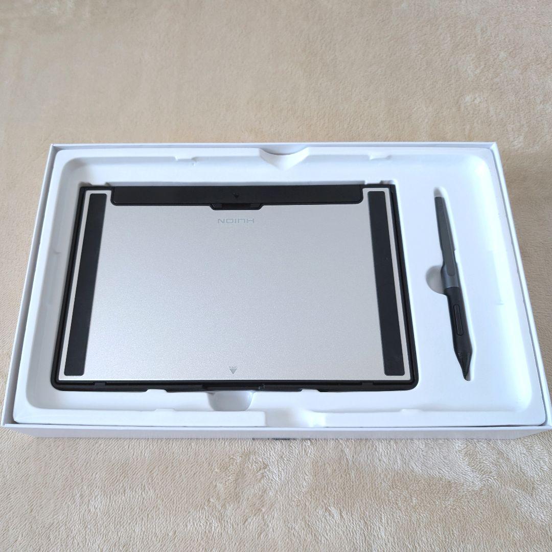 HUION KAMVAS 13　液晶ペンタブレット
