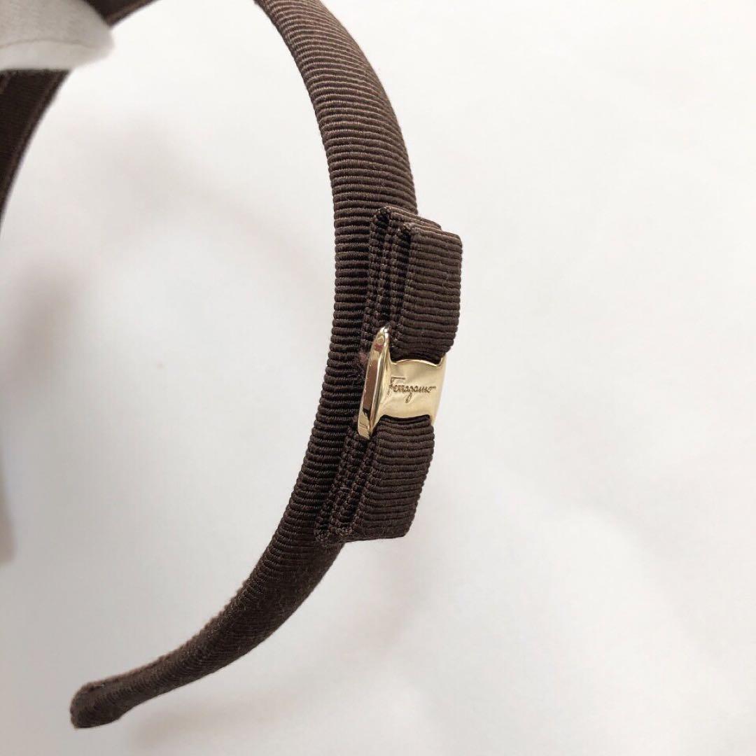 【美品】Ferragamo フェラガモ ヴァラリボンカチューシャ ブラウン 金具