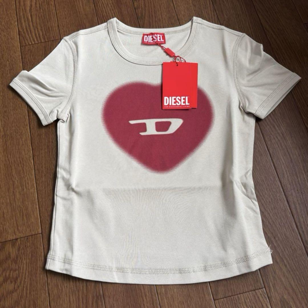 大人気＊ 3色 DIESEL プリント Tシャツ ハート 送料・関税込み