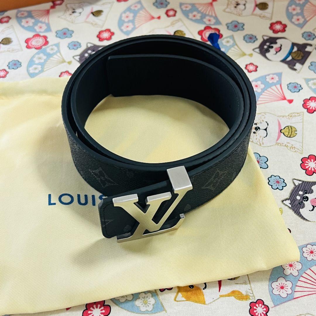 LOUIS VUITTON ブラックレザーベルト