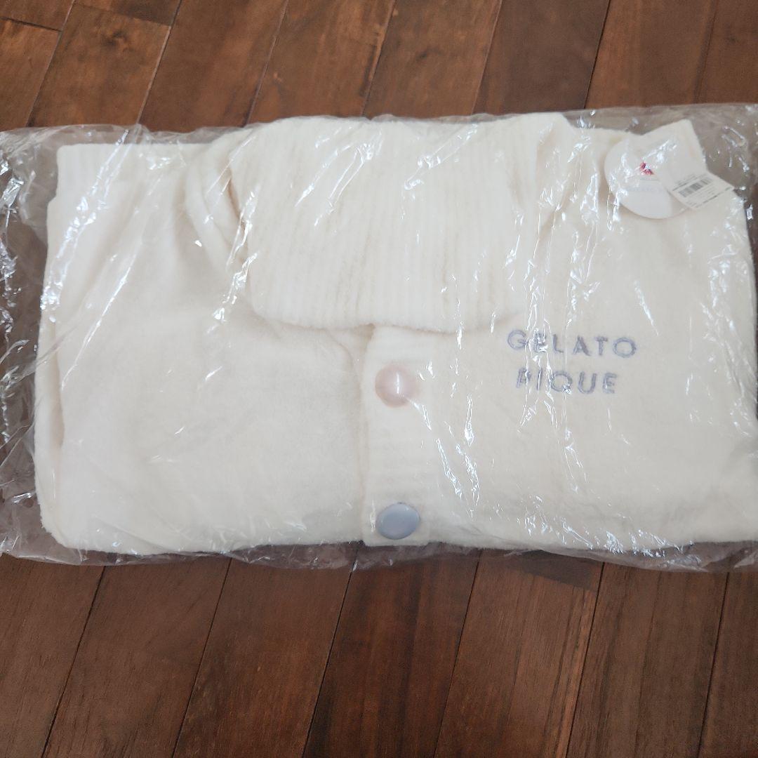 【会場限定】GELATO PIQUE ユニセックスカーディガン アイボリー