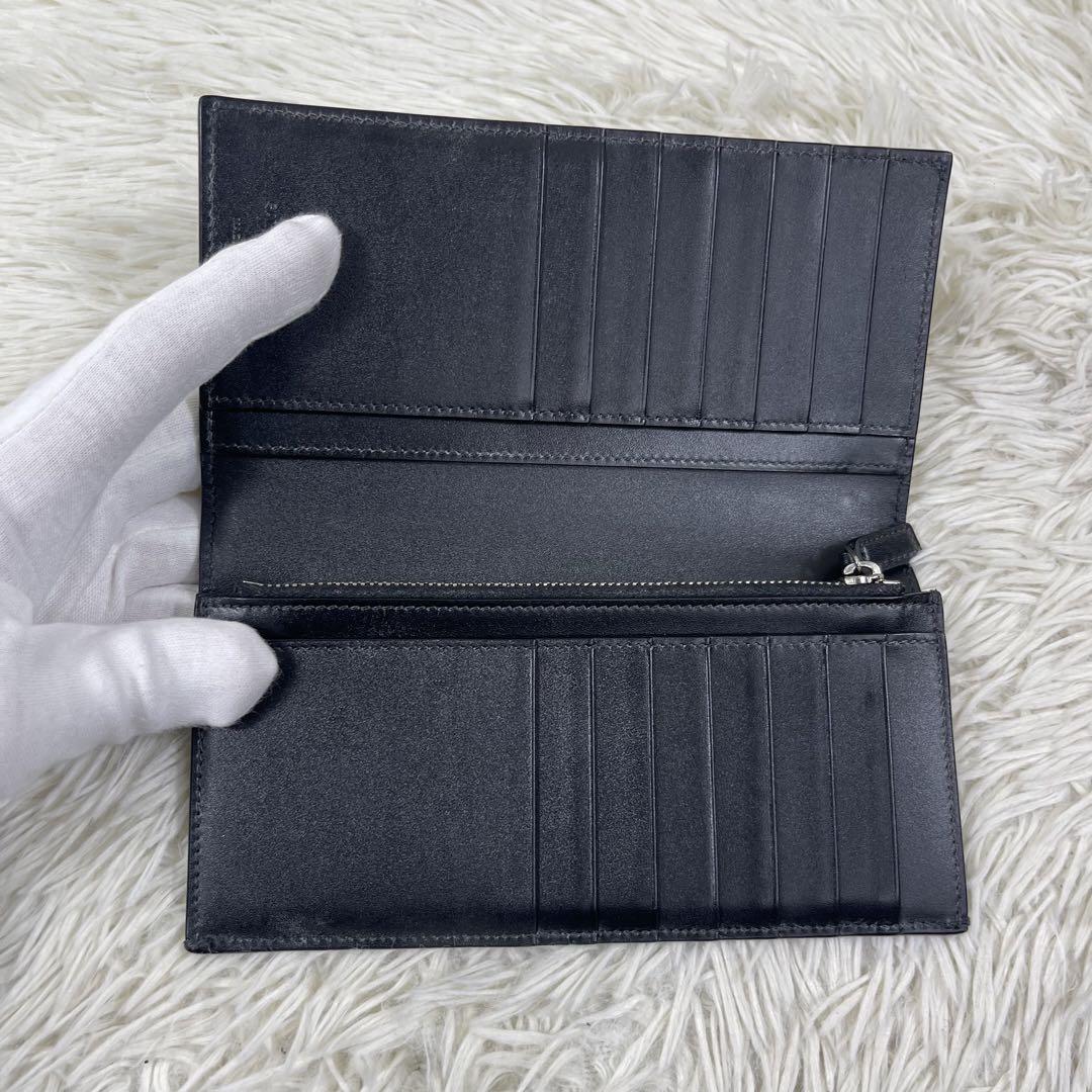極美品‼️ SAINT LAURENT 長財布　ロゴ型押し　レザー　ブラック