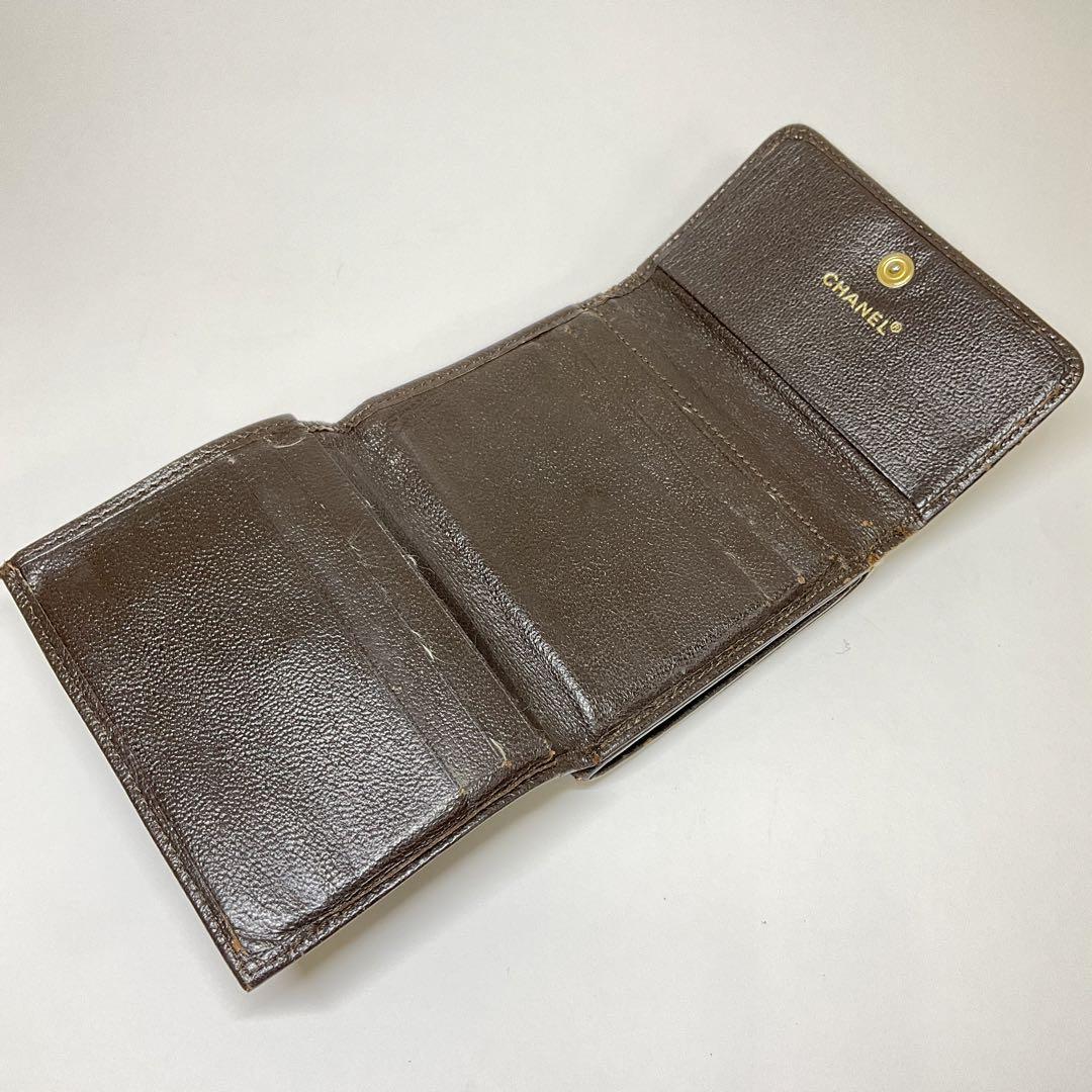 正規品　シャネル　レザー　折り財布　Wホック　ココマーク