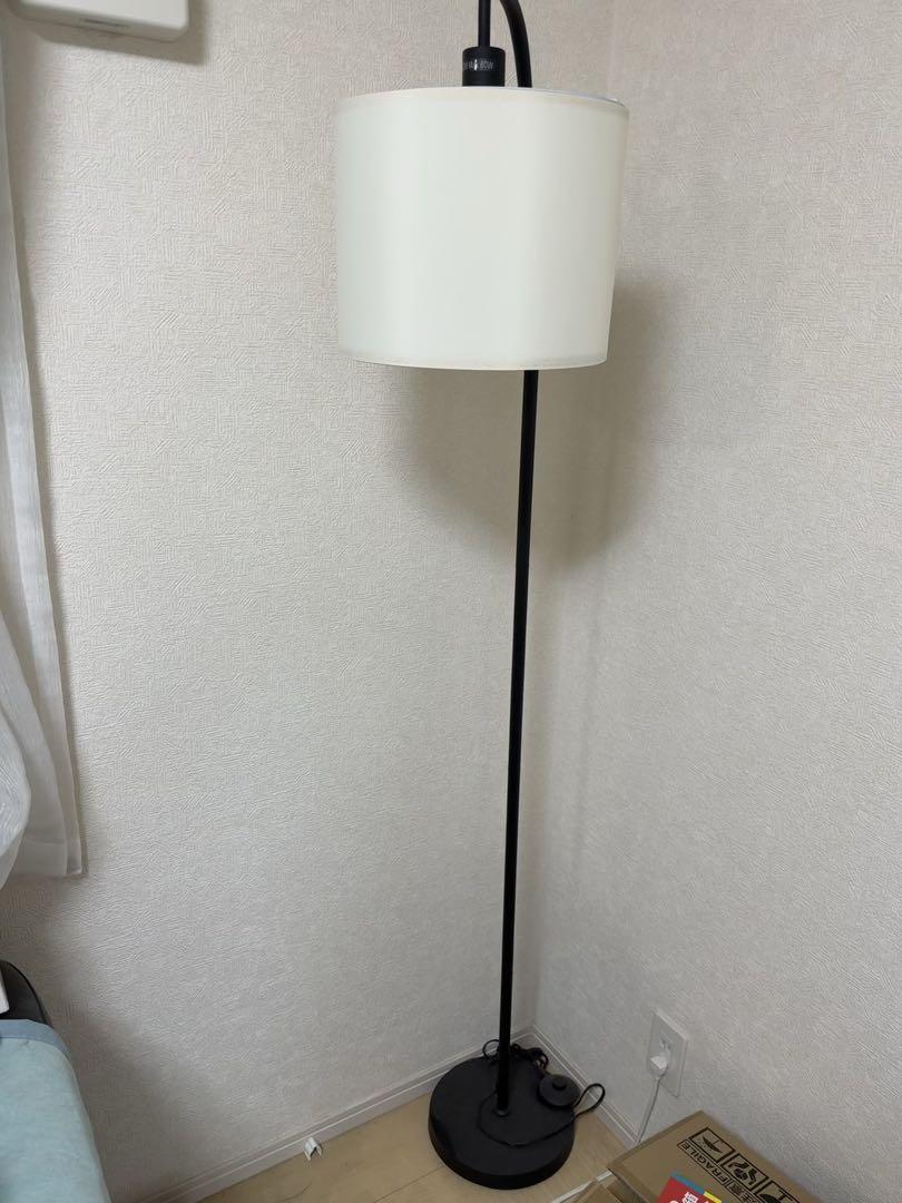 モダンデザイン フロアスタンドライト