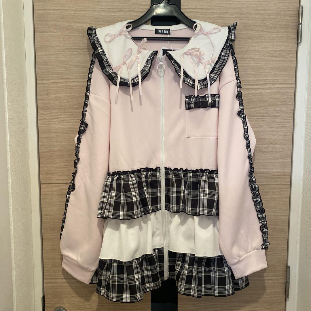 DARRDY/ダーディー　ビッグフリルジャージトップス ピンク DARRDY（ダーディー）の「【DARRDY/ダーディー】ビッグフリル
