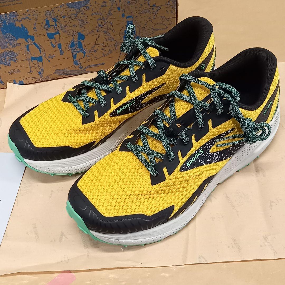 メンズ25.5 Brooks　Divide4　（ライトトレイル）試着のみ