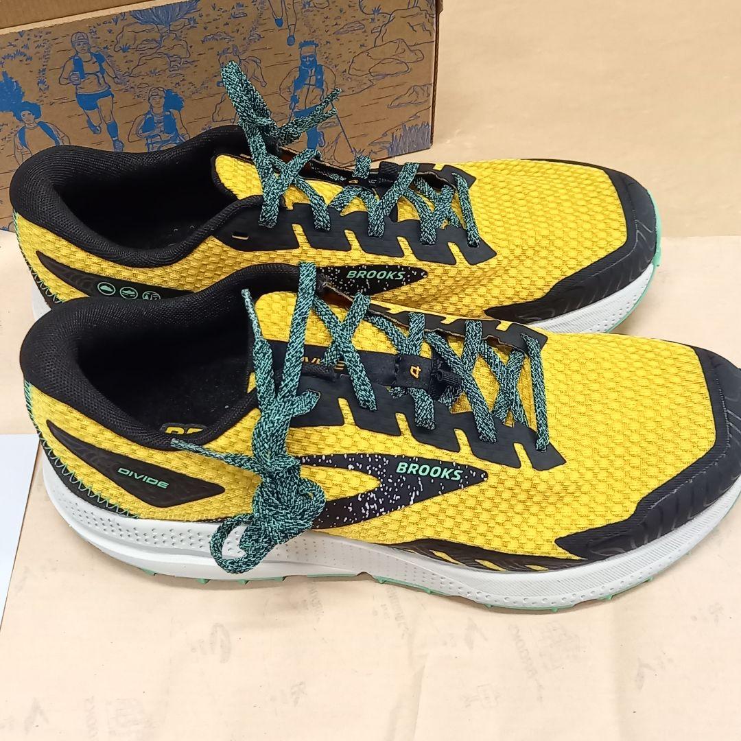 メンズ25.5 Brooks　Divide4　（ライトトレイル）試着のみ