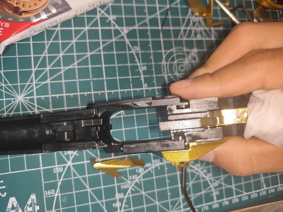東京マルイ　ハイキャパ 用フレーム ブラック ゴールド
