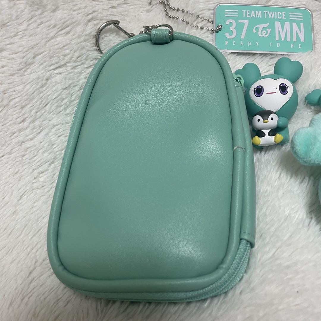 TWICE ミナ　アクスタポーチ　他グッズ類まとめ売り TWICE ミナ アクスタポーチ 他グッズ類まとめ売り アイドル