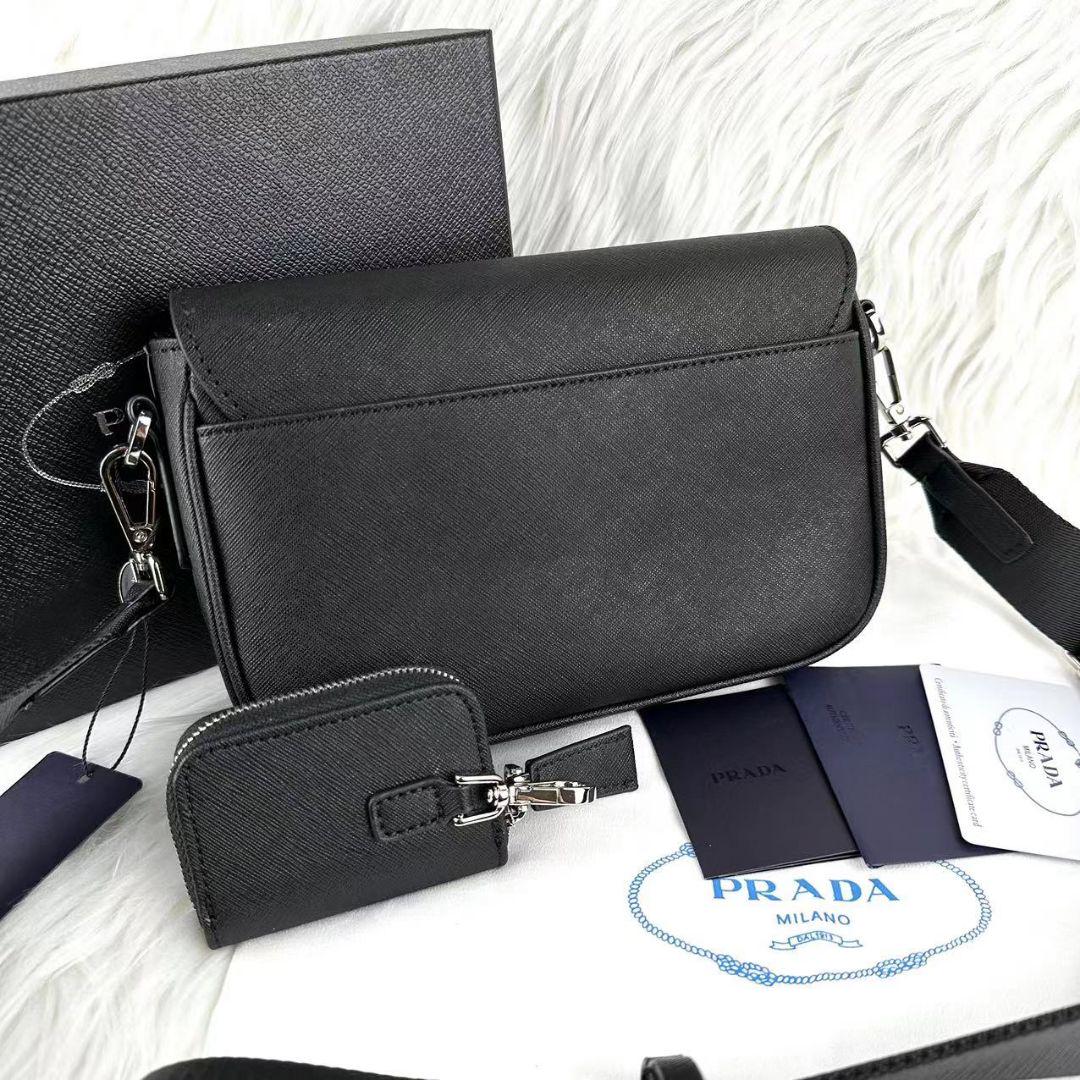 美品 PRADA プラダ メンズショルダーバッグ ブラック