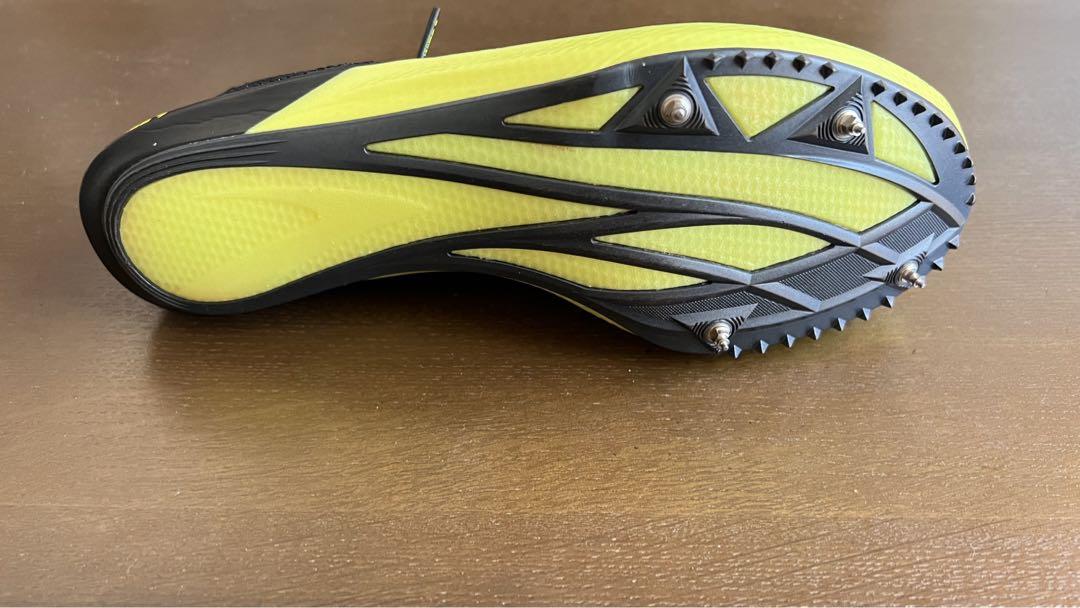 スパイク・シューズ Brooks Wire 7