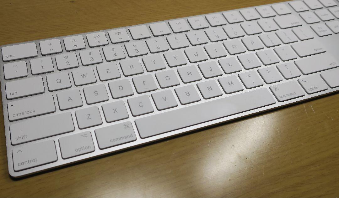 Apple magic Keyboard テンキー付 英語 US A1843