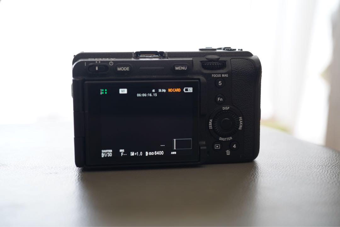 週末限定ンセール 美品】SONY FX30 防湿庫保管 カメラ デジタルカメラ