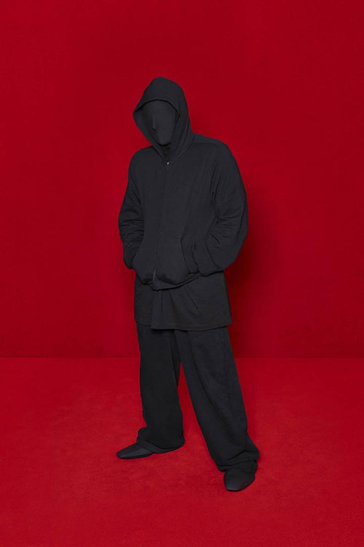 balenciaga 22SS DISTRESSED ZIP HOODIE