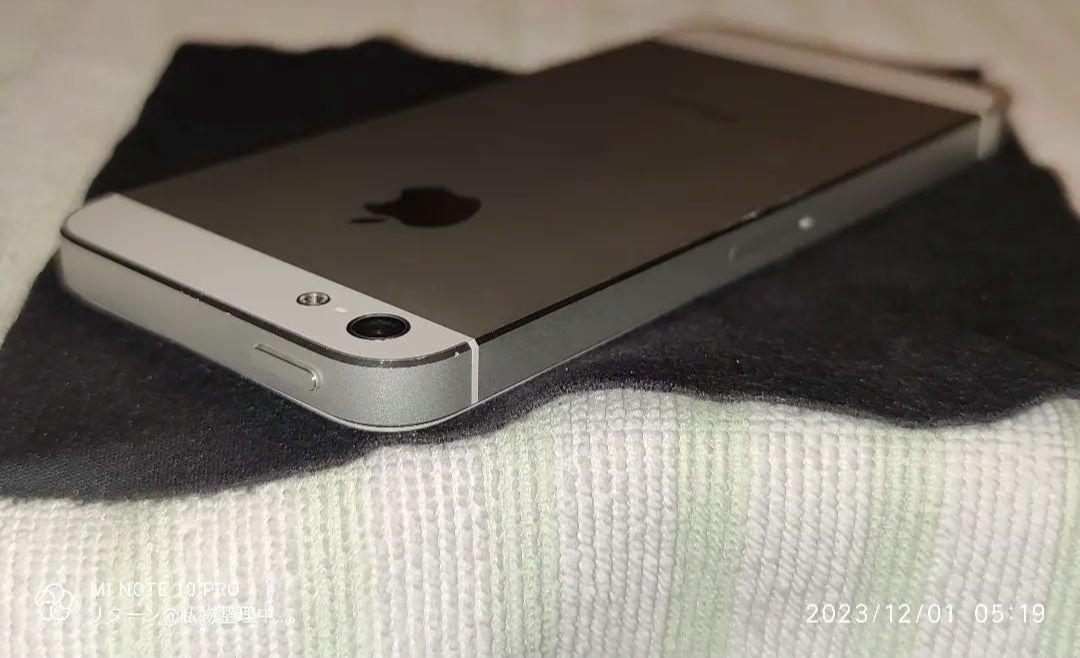 Apple iPhone 5 ホワイト 32 GB au 中古 ジャンク - メルカリ