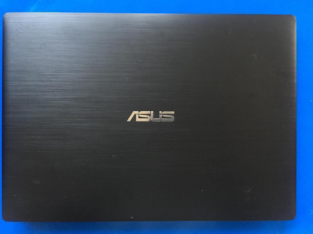 ASUS P2420LA 14型TFT液晶　薄型・コンパクト ノートパソコン ASUS P2420LA 14型TFT液晶 薄型・コンパクト ノートパソコン