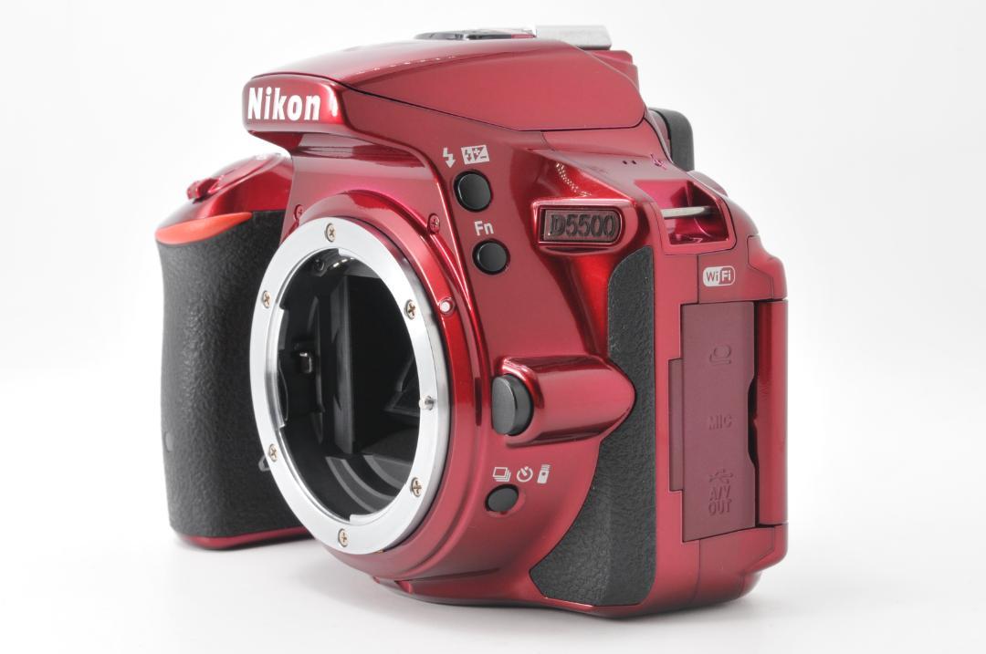 ️ Nikon
