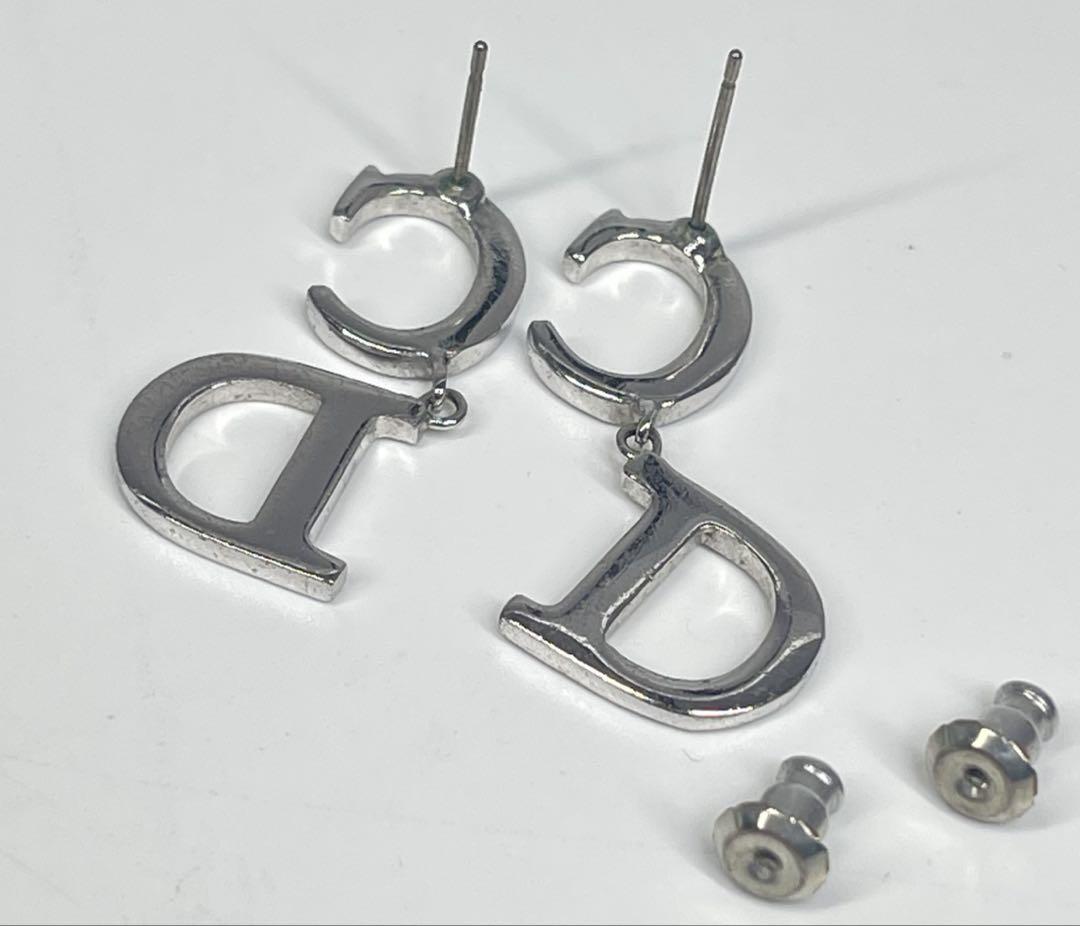 Christian Dior (クリスチャンディオール)ピアス