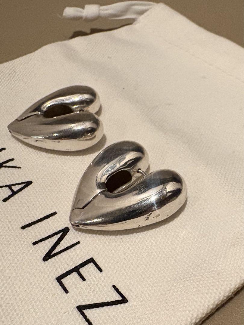 ANNIKA INEZ【HEART HOOPS ラージピアス】
