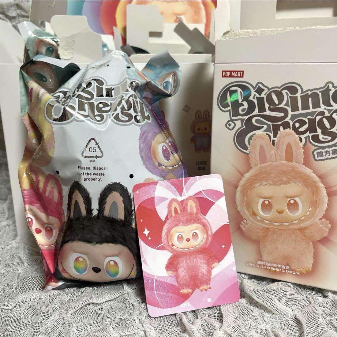 Labubu Big into Energy ぬいぐるみ love