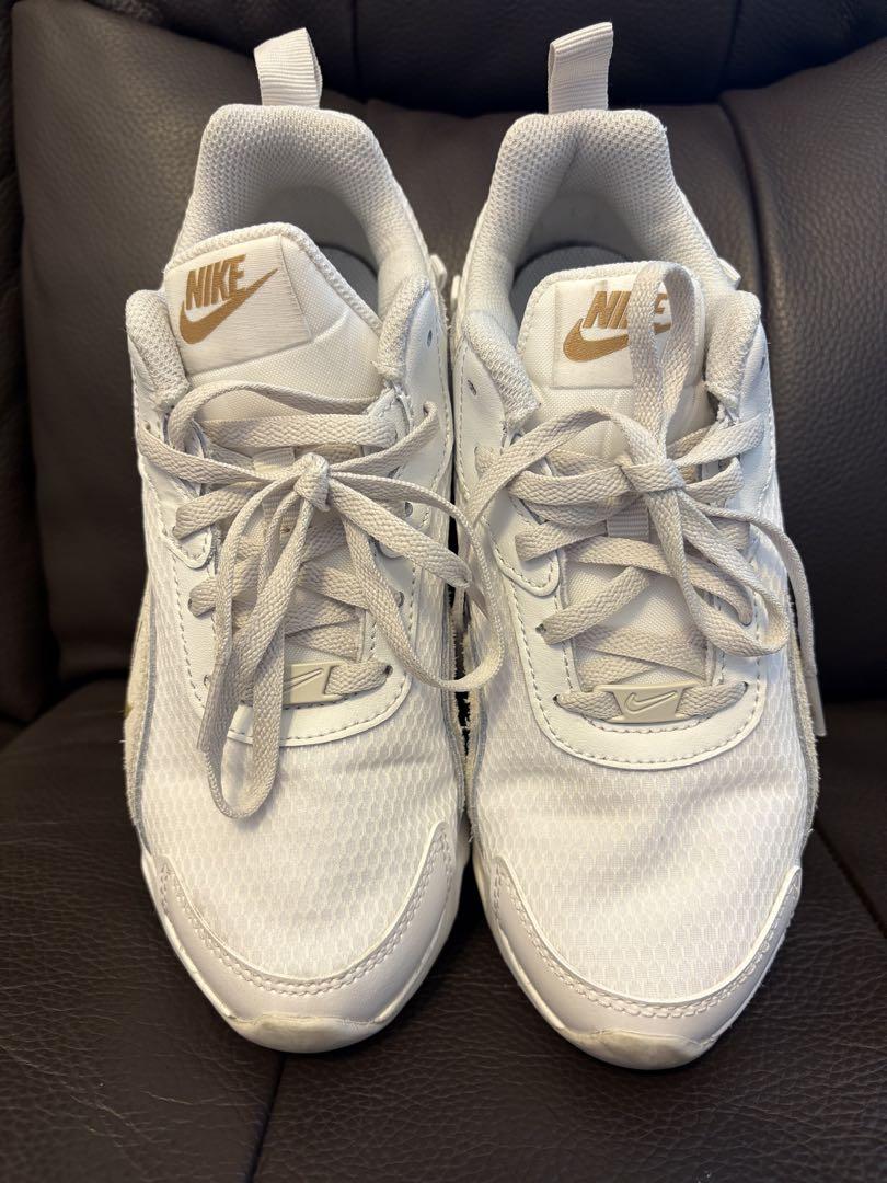 NIKEスニーカー 厚底靴