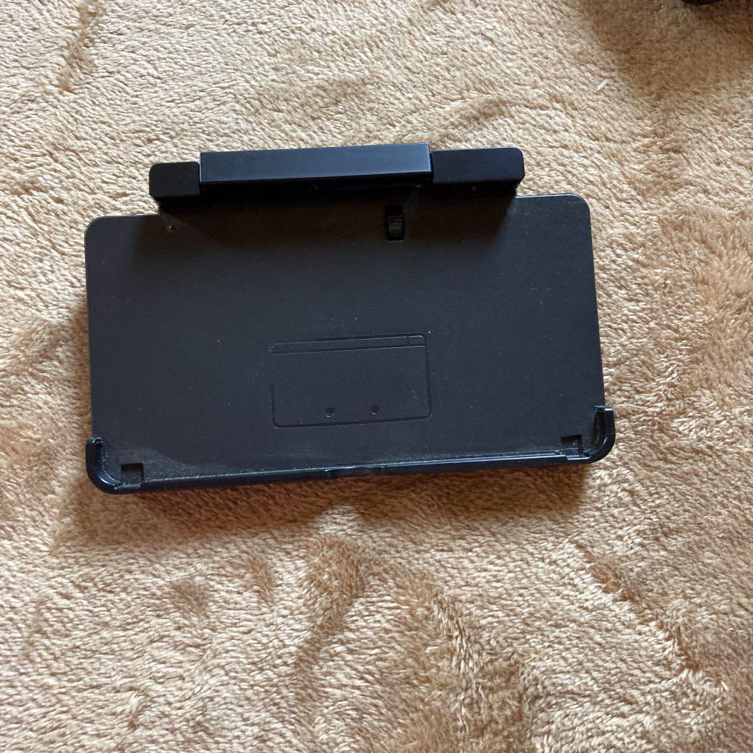3DS＋カセット＋充電器＋ケース　まとめ売り