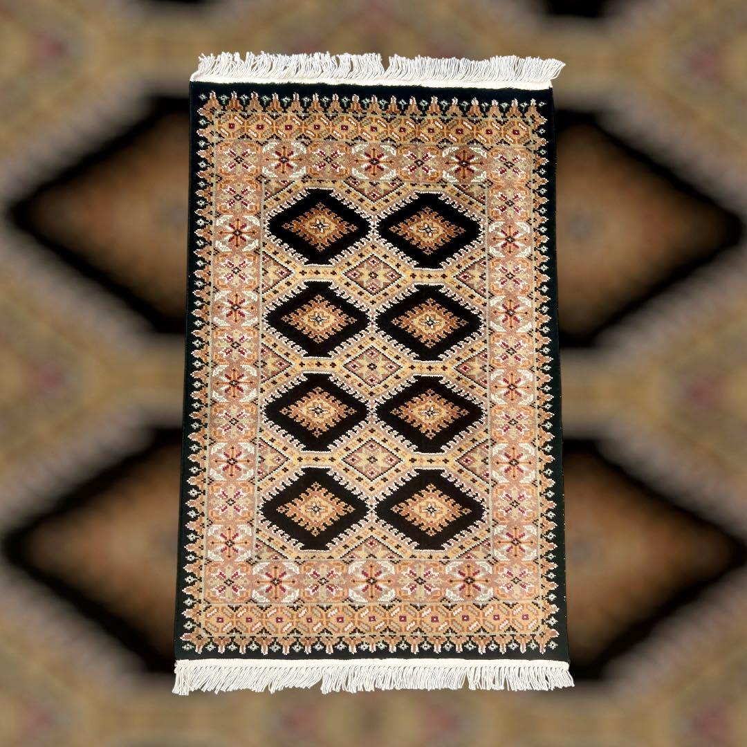 パキスタンウールラグマット/サイズ:60x95cm…….nm9。 8,970円