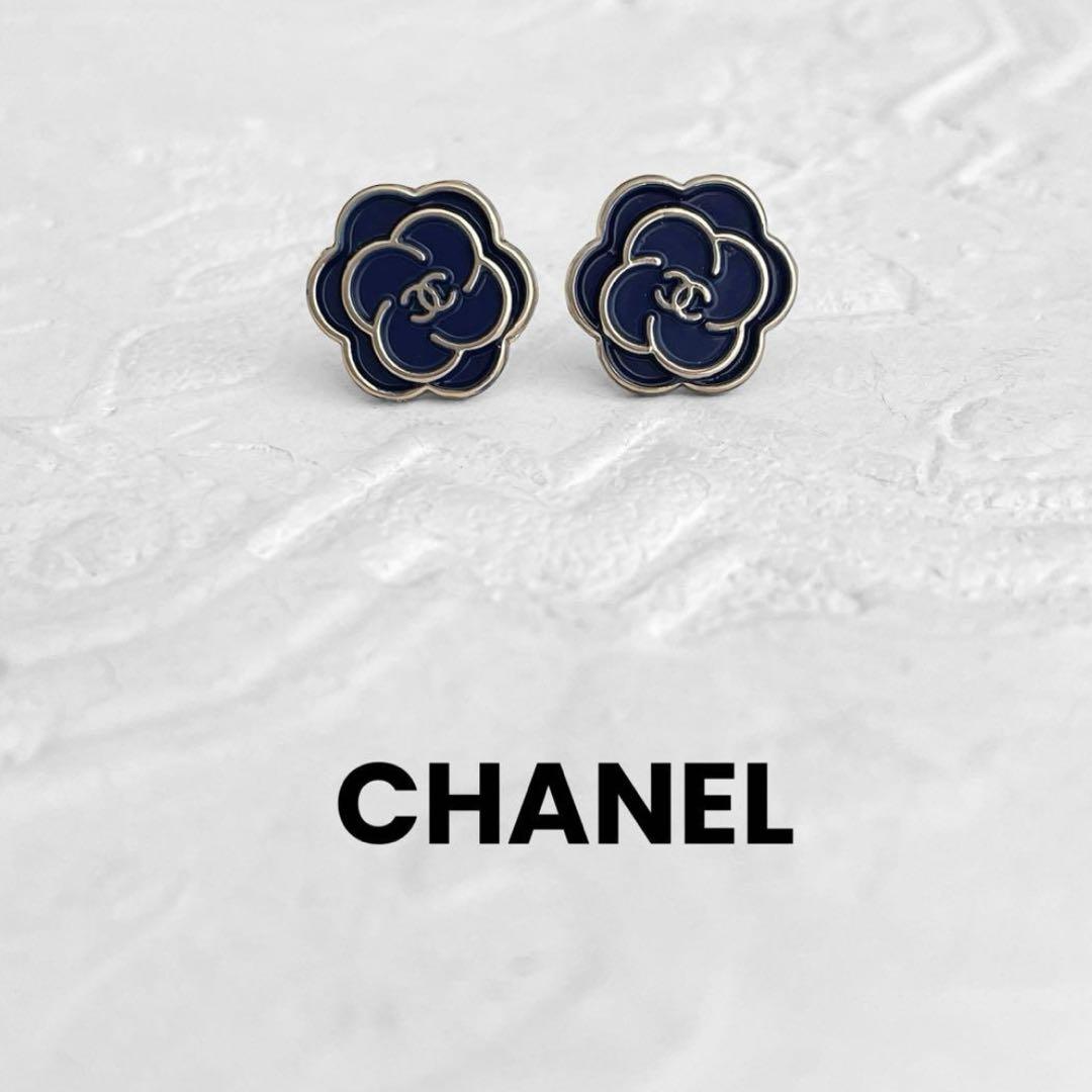 【CHANEL】ヴィンテージ　ボタン　ピアス　ゴールド　ネイビー
