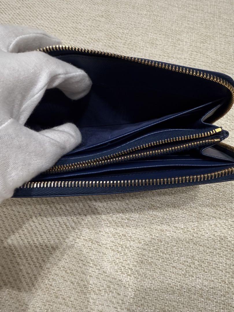 PRADA ブルー サフィアーノレザー 長財布