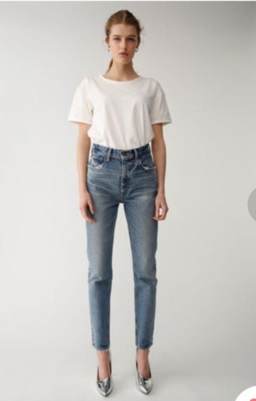 moussy　MVS SKINNY デニムパンツ　24