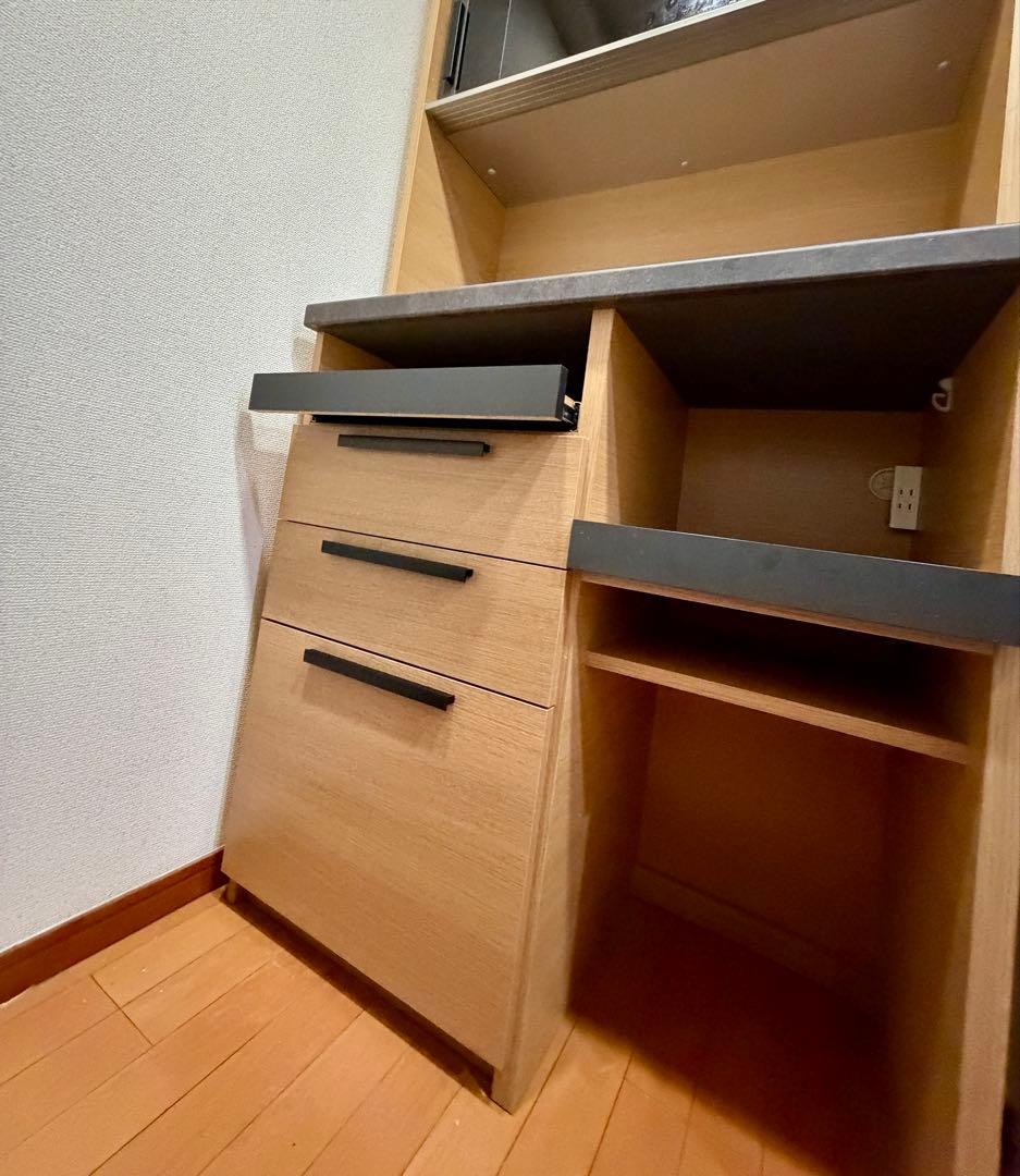 パモウナ食器棚 ガラス扉付き 3段w90Pamouna NEXPOTALLINN_EU