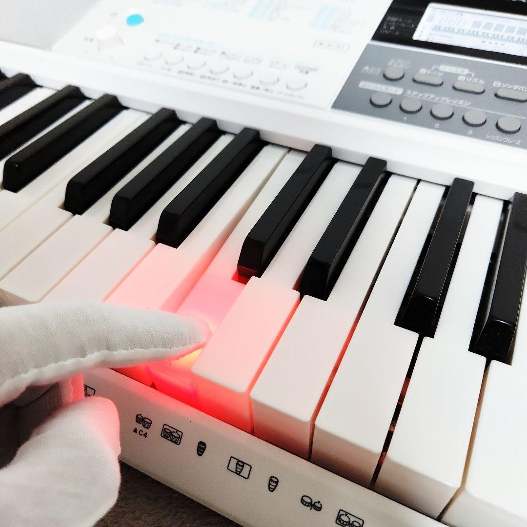 CASIO LK-516 電子キーボード 【箱付き、付属品充実】カシオ