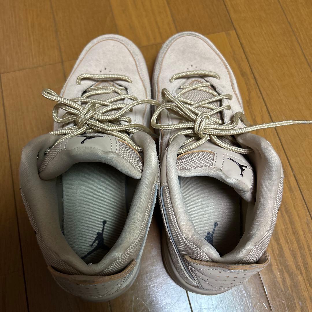 JORDAN COURTSIDE 23 ベージュ スエードスニーカー 25.5㌢ - メルカリ