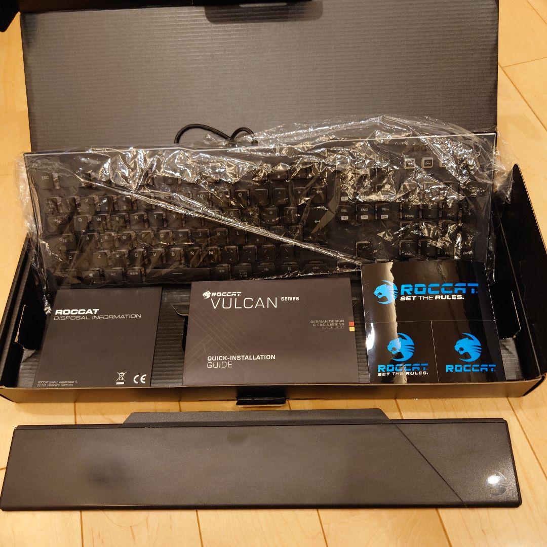 ROCCAT USB Vulcan 121 AIMO RGBゲーミングキーボード