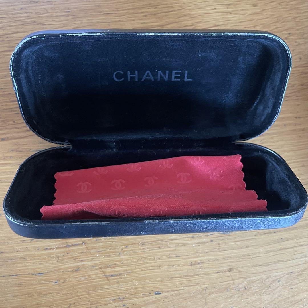 CHANEL ブラックフレーム メガネ ケース付き - メルカリ
