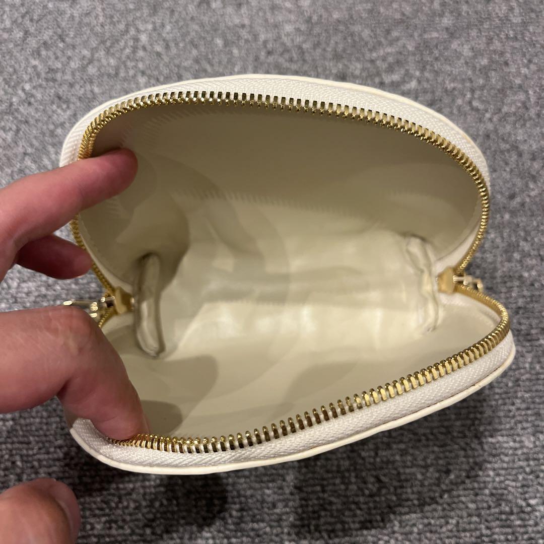 エルメス　ヴィトンヒマラヤ　クロコダイル　ポーチ　化粧　ゴールド金具　ホワイト系