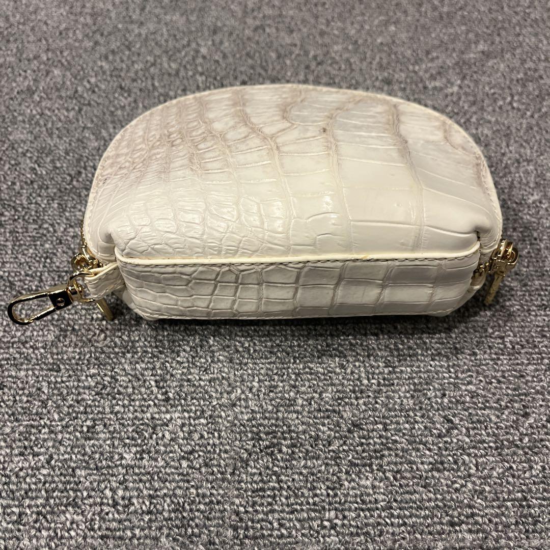 エルメス　ヴィトンヒマラヤ　クロコダイル　ポーチ　化粧　ゴールド金具　ホワイト系